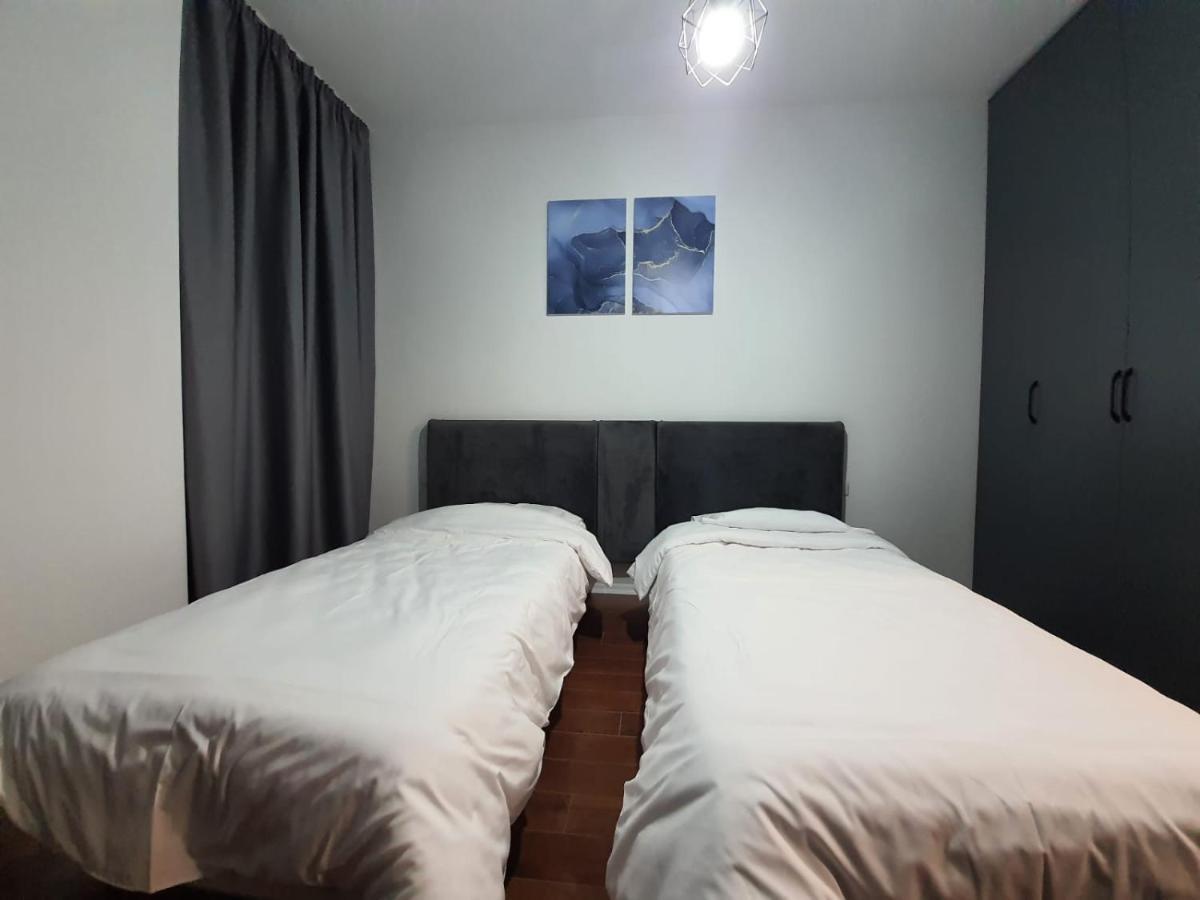 Modern Apartment Korca 3 Korce Exterior photo
