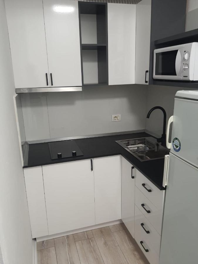 Modern Apartment Korca 3 Korce Exterior photo
